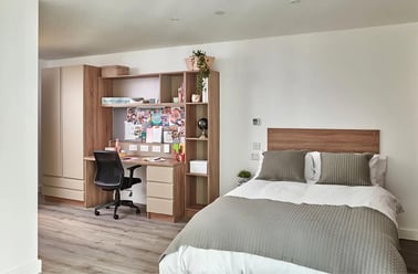 Howard Gardens, Adamstown, Cardiff - Image 3